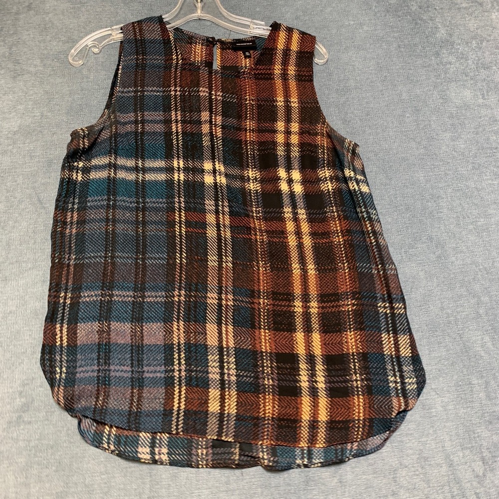 Who What Wear Tank Top Women Medium Multicolor Plaid Round Hem Scoop Neck Casual